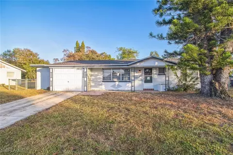 1536 Lindale Cir, Lehigh Acres, FL 33936