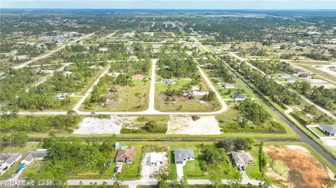 1022 Chadwick Ave, Lehigh Acres, FL 33974 photo 7
