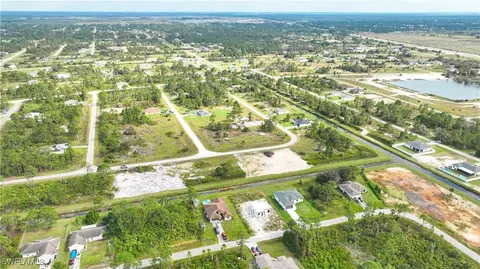 1022 Chadwick Ave, Lehigh Acres, FL 33974 photo 8