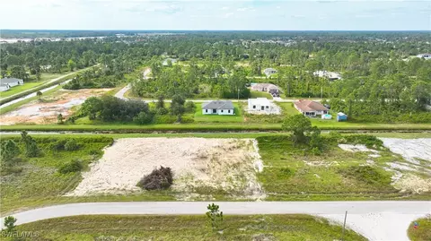 1022 Chadwick Ave, Lehigh Acres, FL 33974 photo 2
