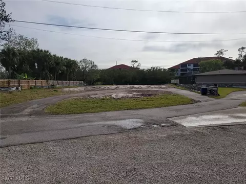 4770 Estego Ct, Estero, FL 33928