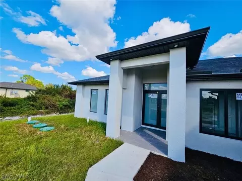 417 Progress Ave, Lehigh Acres, FL 33974