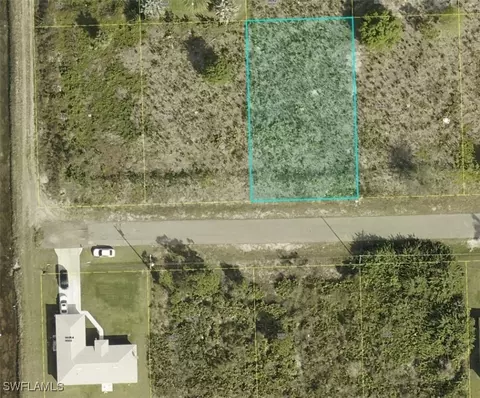 2814 58th St W, Lehigh Acres, FL 33971