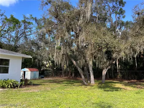 8461 Judeth Ln, Estero, FL 33928 photo 4