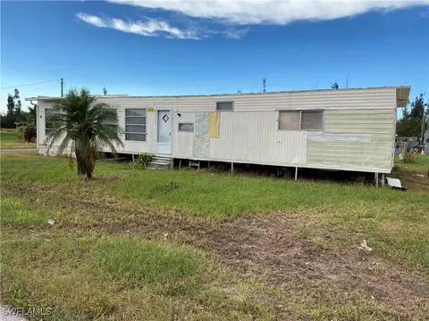 4874 Curlew Dr, Saint James City, FL 33956