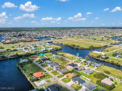 2921 SW 2nd Ter, Cape Coral, FL 33991
