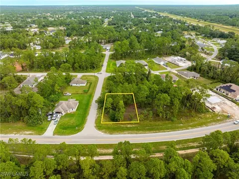 3501 Sunshine Blvd N, Lehigh Acres, FL 33971