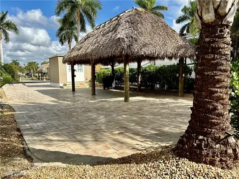 5276 Cypress Trail Resort Cir, Fort Myers, FL 33905