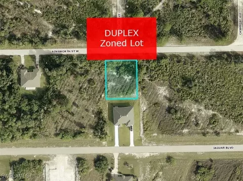 940-942 Ainsworth St W, Lehigh Acres, FL 33974