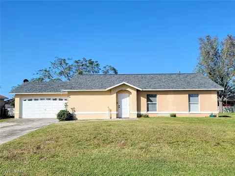 3002 NE 4th Pl, Cape Coral, FL 33909