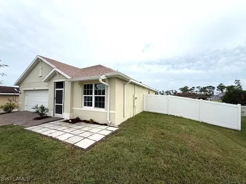 7530 Laurel Valley Rd, Fort Myers, FL 33967