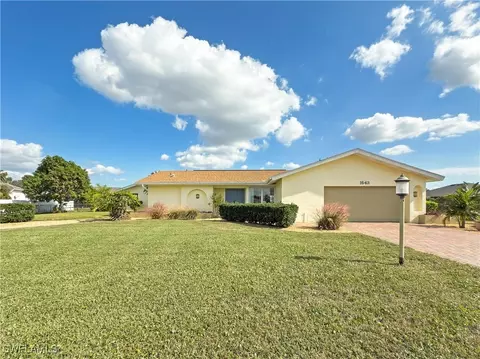 1643 Country Club Pkwy, Lehigh Acres, FL 33936