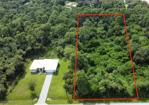 Nnn 13th St NW, Naples, FL 34120