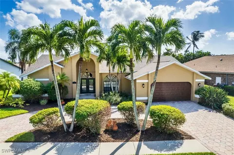 51 Timberland Cir N, Fort Myers, FL 33919