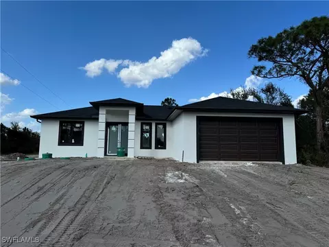 2620 38th St W, Lehigh Acres, FL 33971