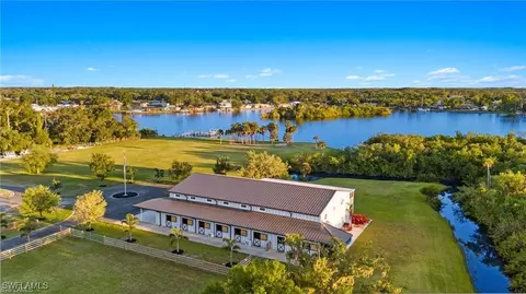 14700 Duke Hwy, Alva, FL 33920