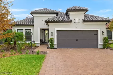 17425 Caravita Ln, Fort Myers, FL 33913