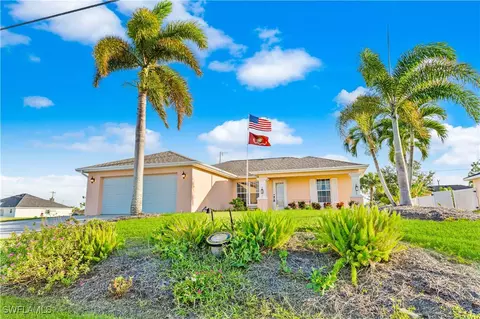 2118 Kismet Pkwy W, Cape Coral, FL 33993
