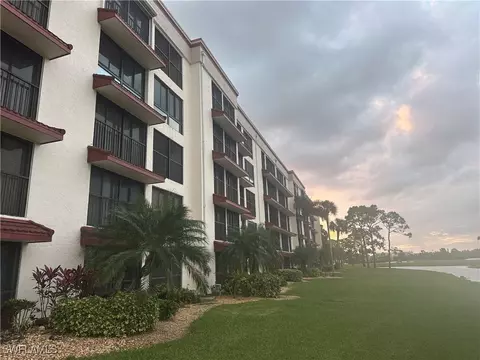 7410 Lake Breeze Dr #508, Fort Myers, FL 33907