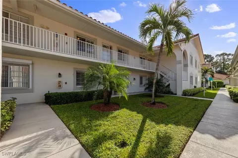 380 Gabriel Cir #3404, Naples, FL 34104