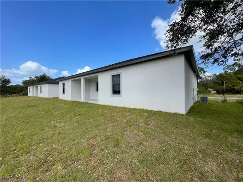 8049 Memory Cir, Labelle, FL 33935 photo 23