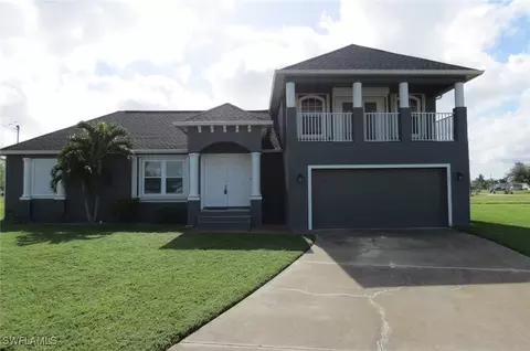 1033 SE 5th Pl, Cape Coral, FL 33990