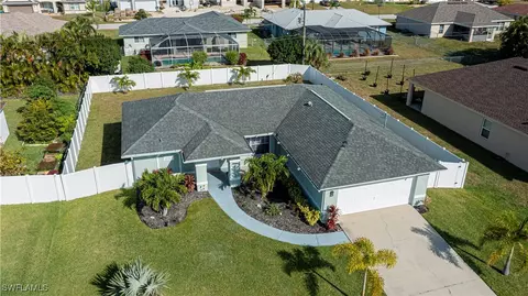 525 SW 27th St, Cape Coral, FL 33914