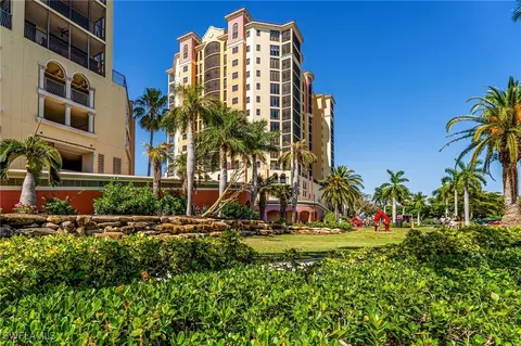 5793 Cape Harbour Dr #717, Cape Coral, FL 33914