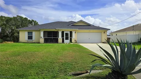 1008 Atherton Ave, Lehigh Acres, FL 33971