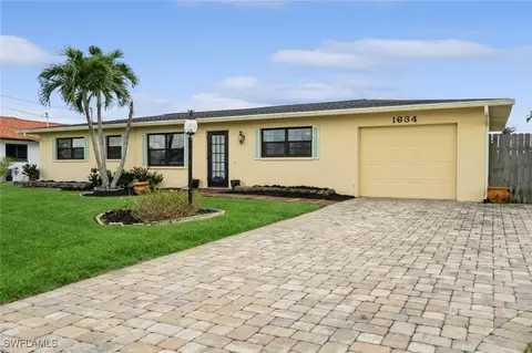 1634 SE 39th Ter, Cape Coral, FL 33904