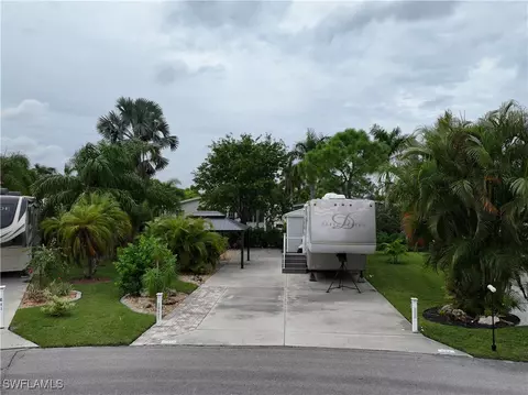 10429 Nightwood Dr, Fort Myers, FL 33905