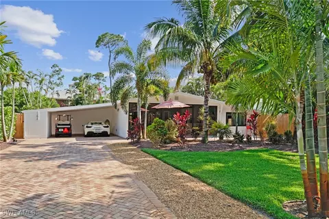 1294 Michigan Ave, Naples, FL 34103