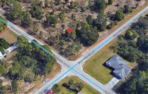 401 E 11th St, Lehigh Acres, FL 33972