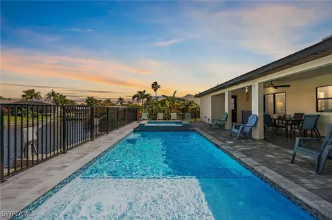 4527 Pelican Blvd, Cape Coral, FL 33914
