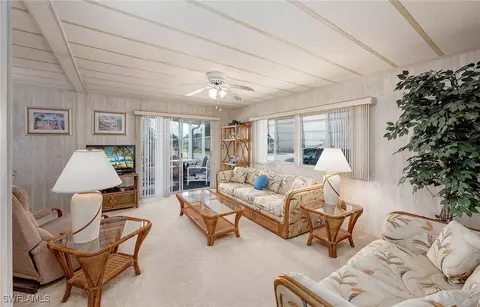 234 Poinsettia Dr, Fort Myers, FL 33905