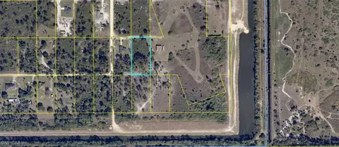 7644 Canal Ter, Labelle, FL 33935