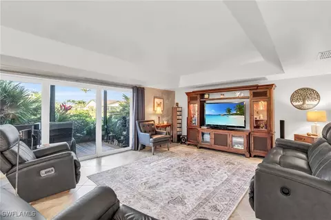 373 Palm Dr #701, Naples, FL 34112
