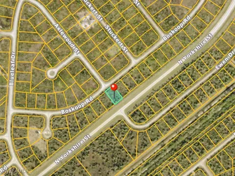Boskoop Rd, North Port, FL 34288