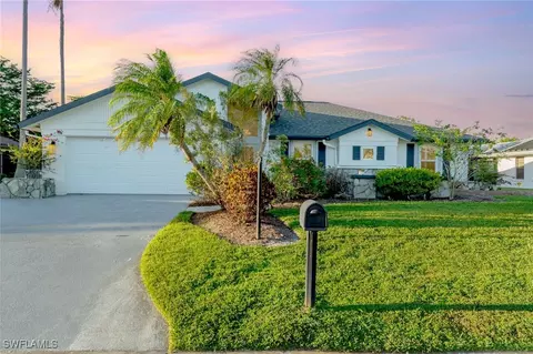 1338 Chalon Ln, Fort Myers, FL 33919