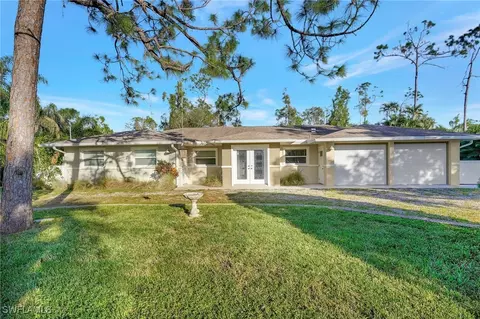 12857 Honeysuckle Rd, Fort Myers, FL 33966