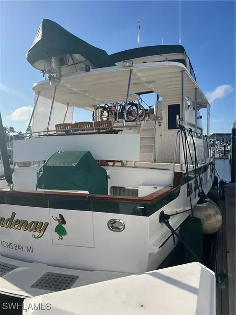 50 Boat Slip E-18 Gulf Harbour Marina, Fort Myers, FL 33908