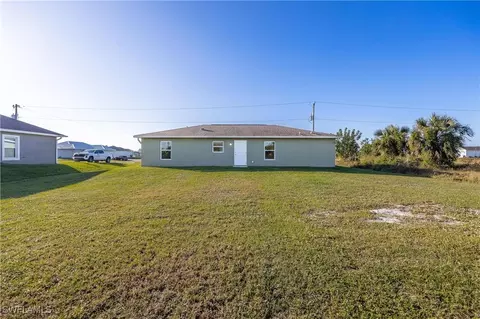 1081 Jupiter Loop, Labelle, FL 33935 photo 18