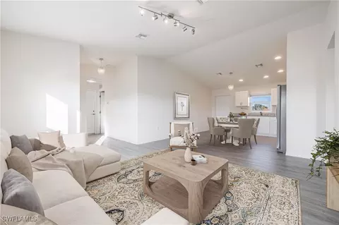 1081 Jupiter Loop, Labelle, FL 33935 photo 5