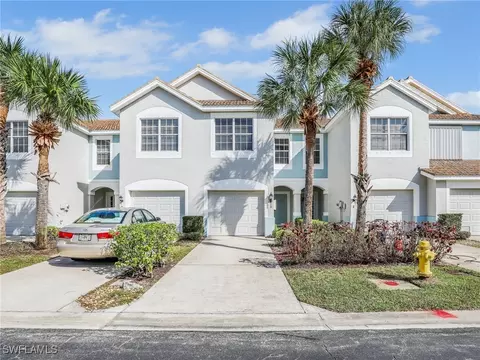 861 Village Edge Cir #3, Fort Myers, FL 33919
