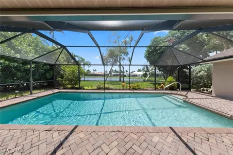 28561 Winthrop Cir, Bonita Springs, FL 34134
