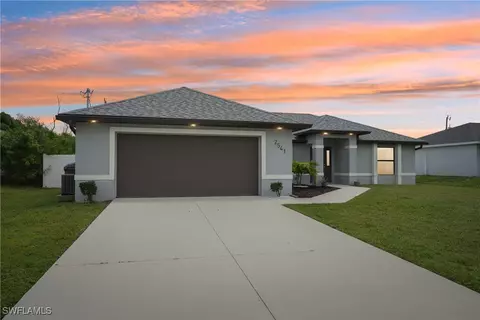 2541 SW 10th Ave, Cape Coral, FL 33914