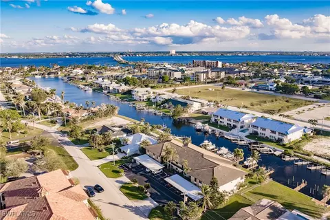 1628 SE 46th St #7, Cape Coral, FL 33904