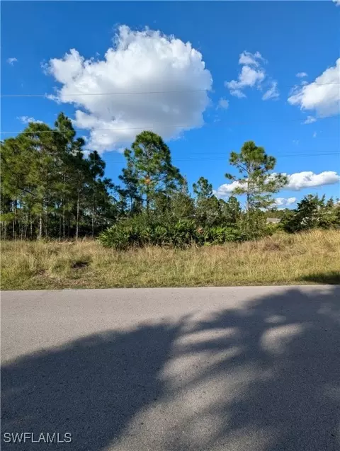 2004 W 9th St, Lehigh Acres, FL 33972