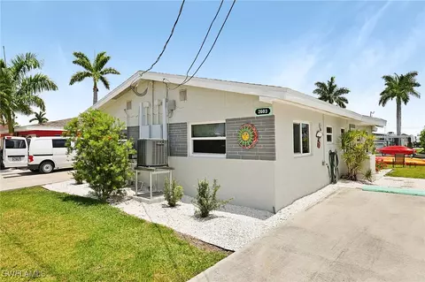 26012603 Bayshore Dr, Matlacha, FL 33993