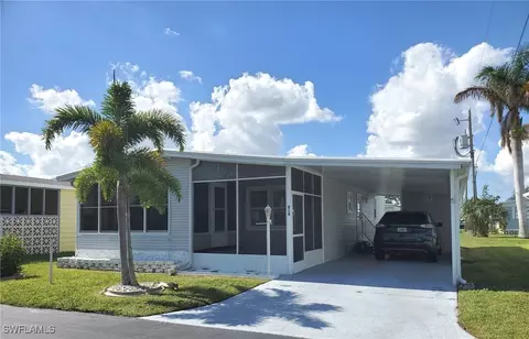 814 Homefolks St, North Fort Myers, FL 33917
